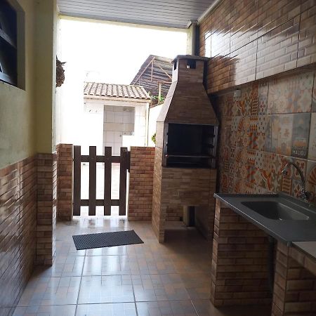Casa temporada feriados e finais de semana em Ubatuba SP Exterior foto