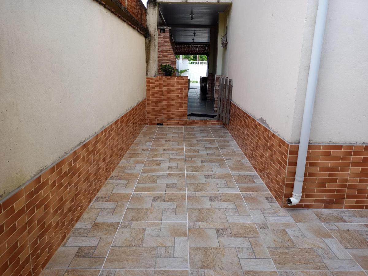 Casa temporada feriados e finais de semana em Ubatuba SP Exterior foto